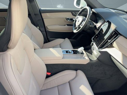 New 2026 Volvo XC90 T8 Ultra w/ Protection Package AWD/4WD image 30