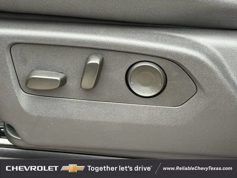 Used 2025 Chevrolet Silverado 1500 ZR2 w/ Technology Package AWD/4WD image 34