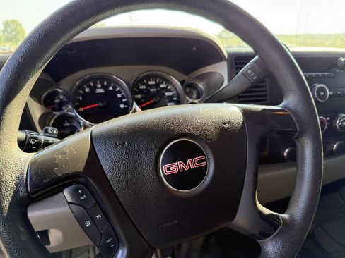 Used 2014 GMC Sierra 2500 W/T image 24