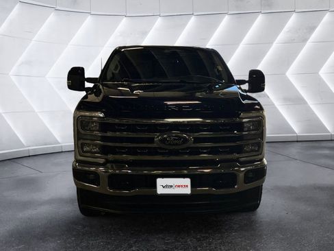 Used 2024 Ford F250 Lariat image 2