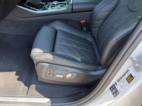 Certified 2025 BMW X5 xDrive40i w/ Premium Package AWD/4WD image 14
