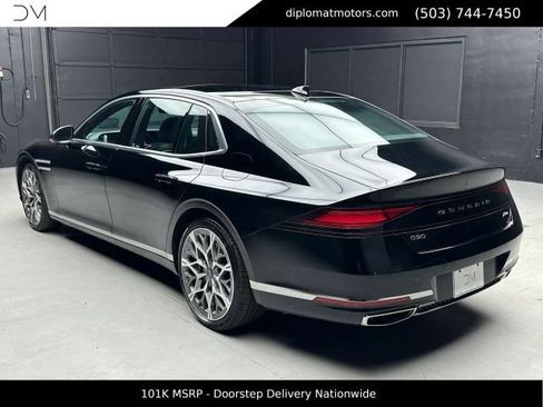 Used 2025 Genesis G90 3.5T AWD/4WD image 4