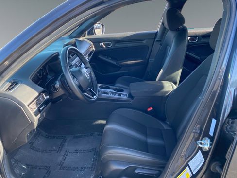 Used 2025 Honda Civic Sport image 9