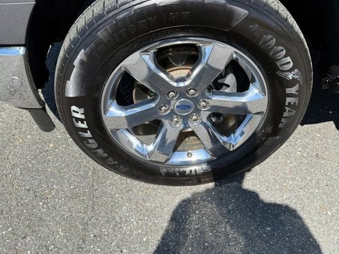 Used 2021 Ford F150 Lariat w/ Equipment Group 502A High image 9