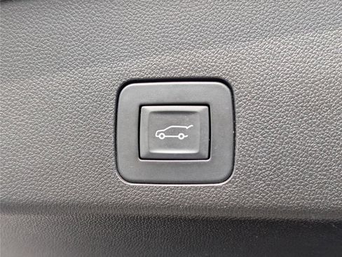 Used 2023 Buick Encore GX Select w/ Experience Buick Package AWD/4WD image 15