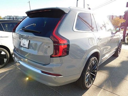 New 2026 Volvo XC90 B6 Plus w/ Protection Package Premier image 6
