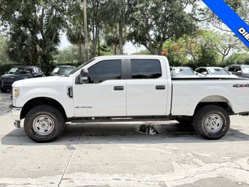 Used 2019 Ford F250 XL w/ Power Equipment Group AWD/4WD image 2