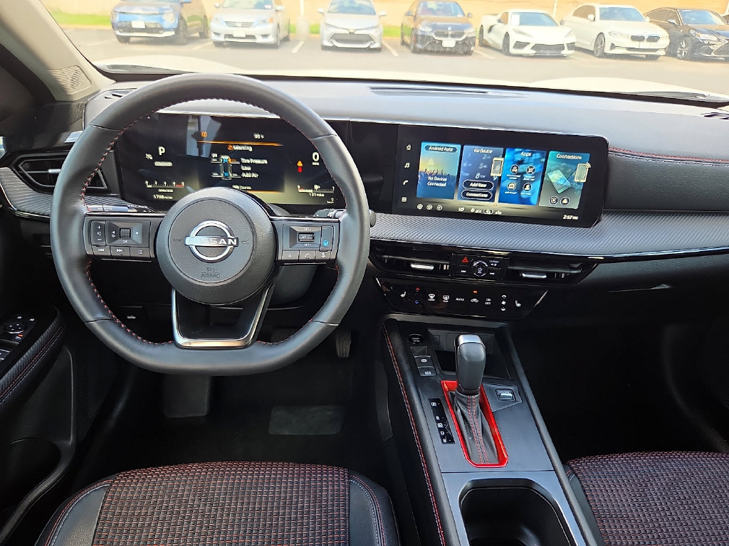 Used 2026 Nissan Kicks SR w/ SR Premium Package FWD image 12