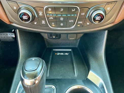 Used 2019 Chevrolet Traverse High Country image 33