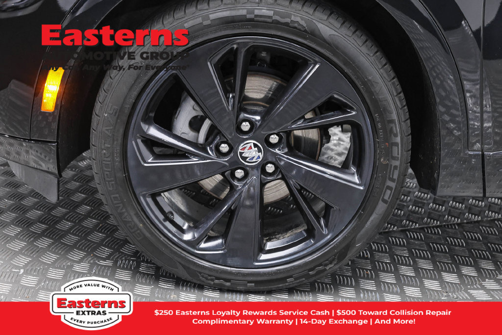 Used 2023 Buick Envision Essence w/ Sport Touring Package FWD image 34