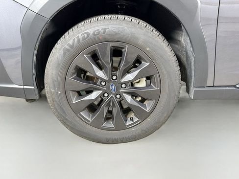 Used 2025 Subaru Outback Onyx Edition AWD/4WD image 36