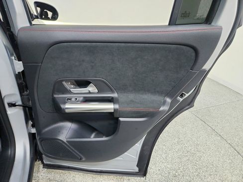 Certified 2023 Mercedes-Benz GLA 250 4MATIC image 38