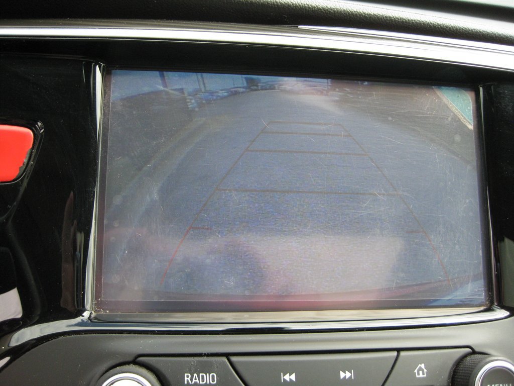 Used 2019 Buick Envision Essence FWD image 35
