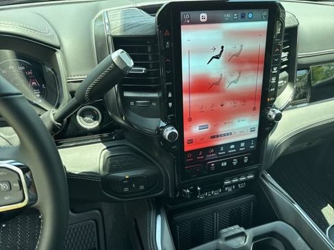 New 2026 RAM 2500 Limited AWD/4WD image 29