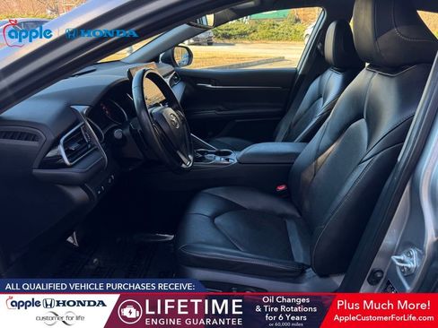 Used 2023 Toyota Camry XSE image 16