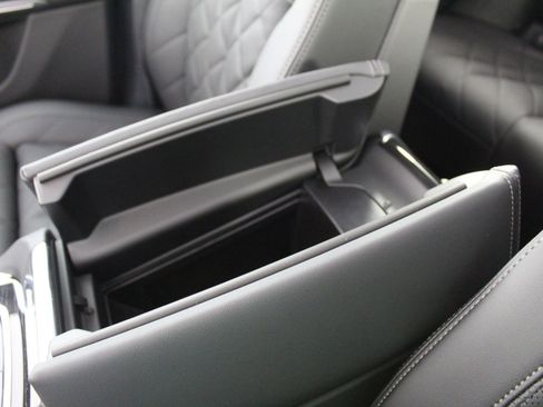 New 2026 BMW X5 xDrive40i w/ M Sport Package image 28