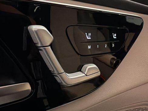 Certified 2026 Mercedes-Benz GLC 300 image 17