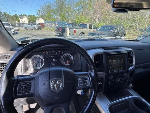 Used 2017 RAM 1500 Big Horn AWD/4WD image 13