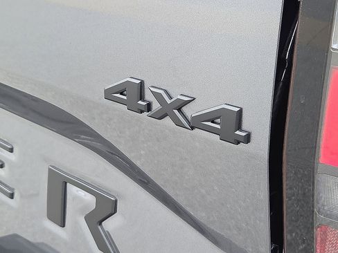 New 2026 Nissan Frontier SV w/ SV Convenience Package image 8