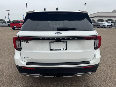 New 2026 Ford Explorer Active w/ Active Comfort Package RWD image 6
