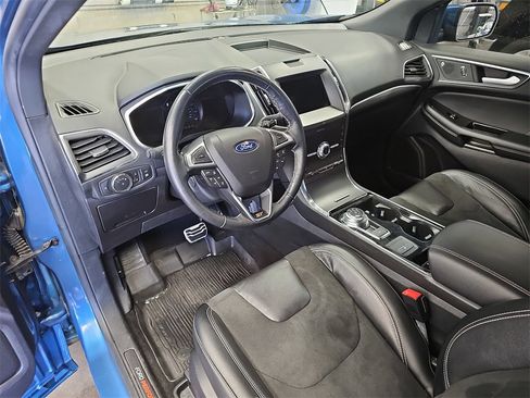 Used 2020 Ford Edge ST w/ Cold Weather Package image 16
