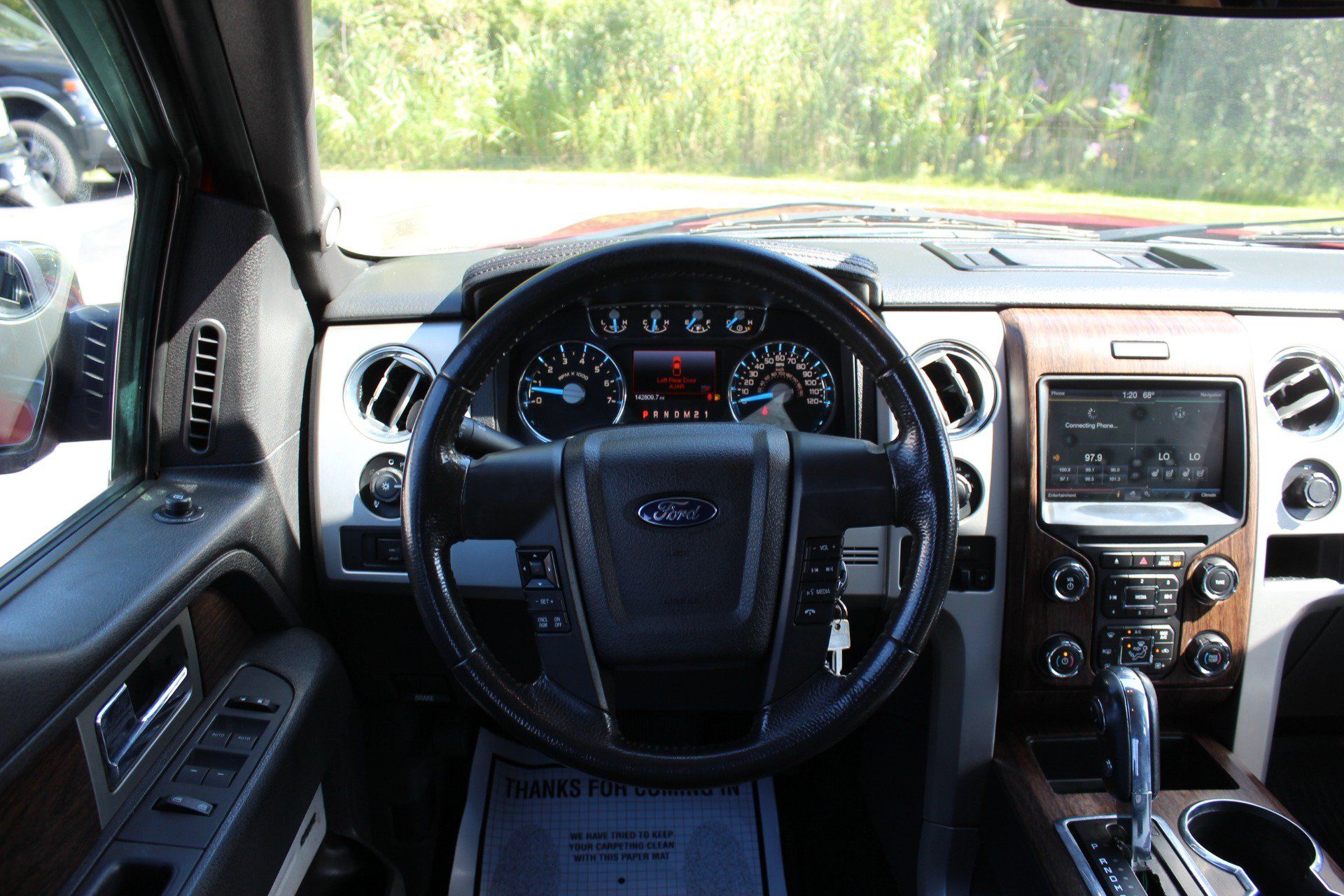 Used 2014 Ford F150 Lariat w/ Equipment Group 502A Luxury AWD/4WD image 19