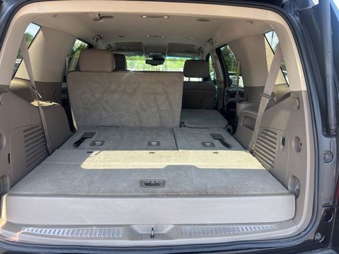 Used 2015 Chevrolet Tahoe LT image 7