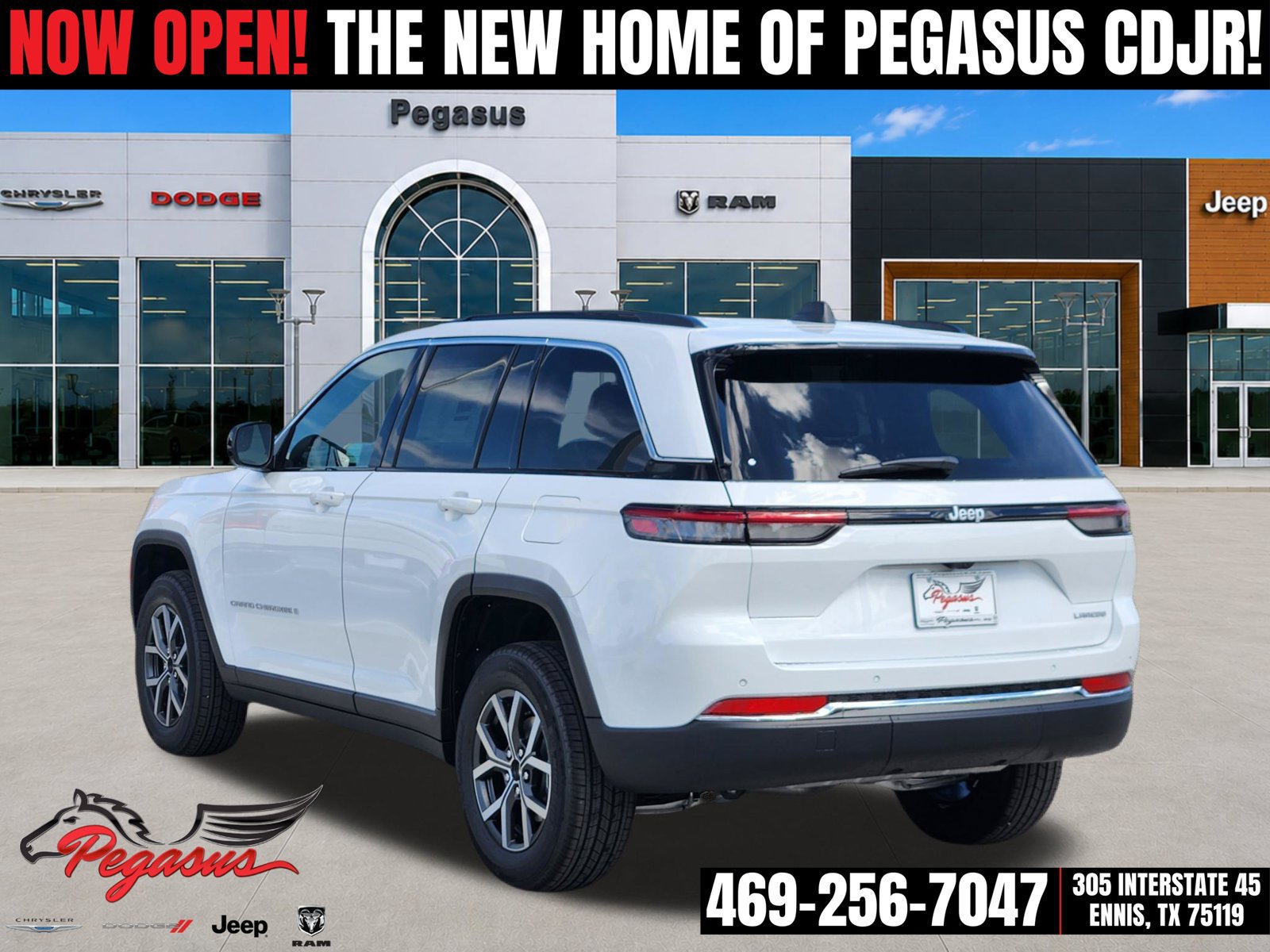 New 2027 Jeep Grand Cherokee Laredo X RWD image 5