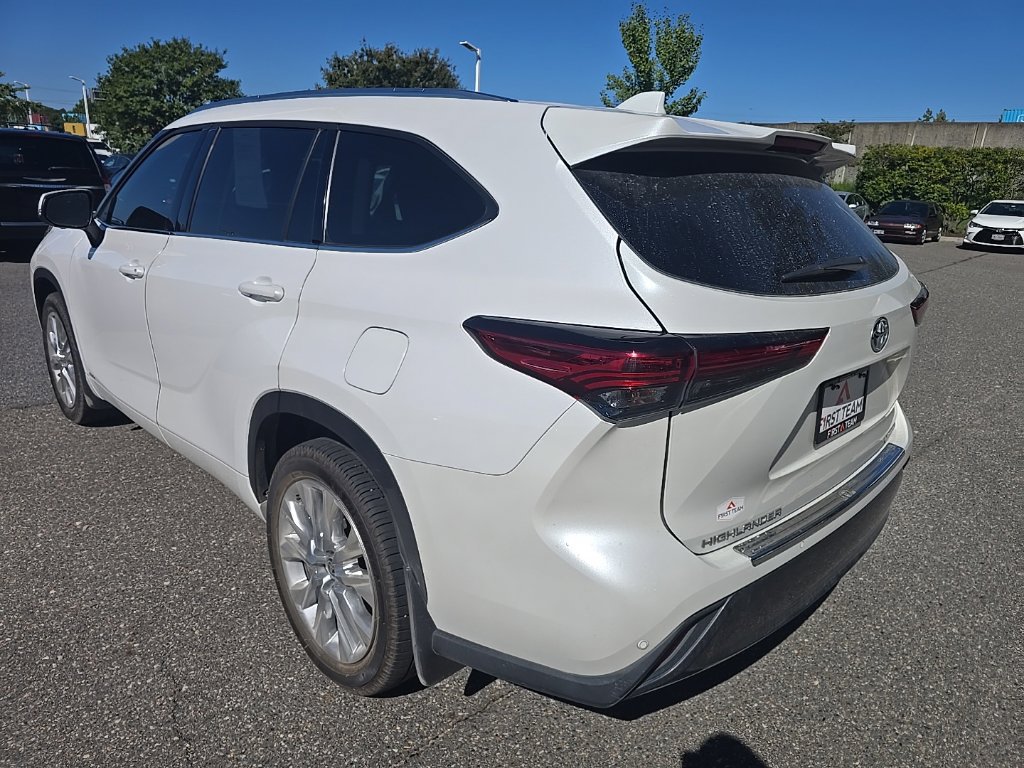 Used 2023 Toyota Highlander Limited AWD/4WD image 7