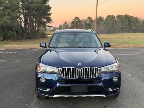 Used 2017 BMW X3 xDrive28i image 3
