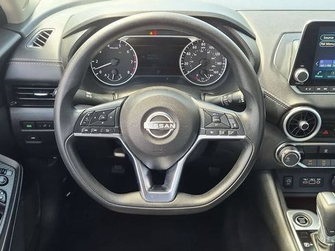 Used 2025 Nissan Sentra SV FWD image 23