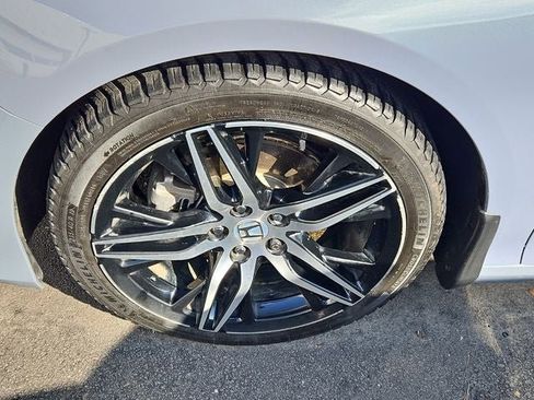 Used 2021 Honda Accord Touring image 14
