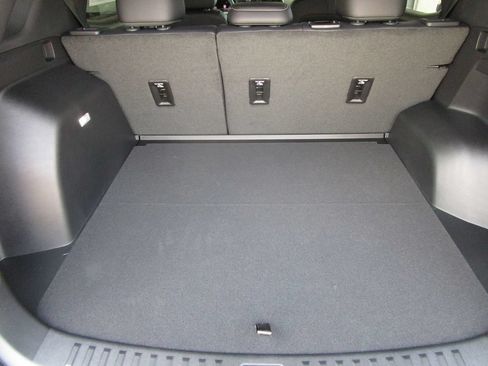 New 2027 GMC Terrain Elevation w/ Elevation Premium Package FWD image 12