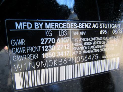 Used 2023 Mercedes-Benz EQB 300 4MATIC image 54