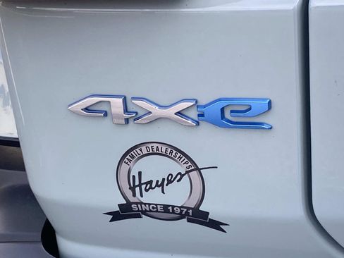 Used 2023 Jeep Wrangler Sahara w/ Cold Weather Group image 4