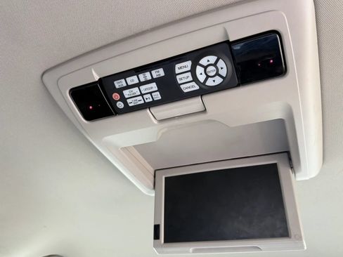 Used 2016 Honda Odyssey SE image 21
