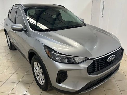 Used 2023 Ford Escape Active w/ Tech Pack #2 image 7