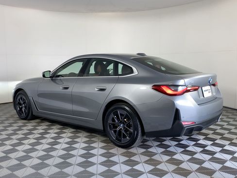 Used 2023 BMW 530i w/ Executive Package image 3