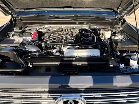 Used 2024 Toyota Tacoma Limited image 12