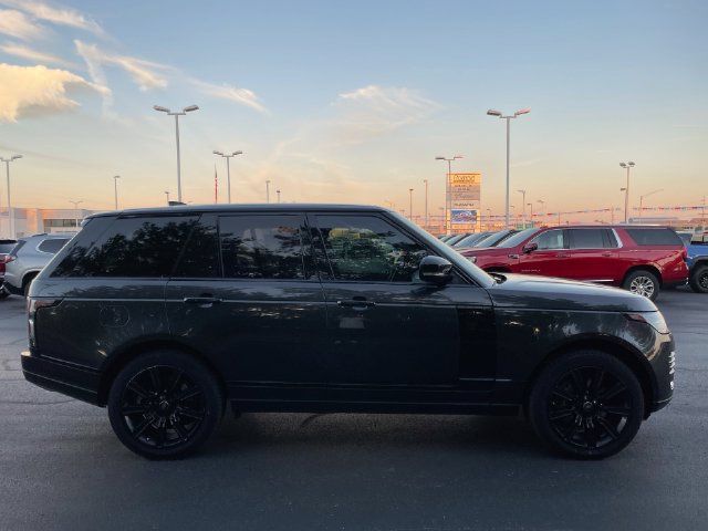 Used 2018 Land Rover Range Rover Supercharged AWD/4WD image 6