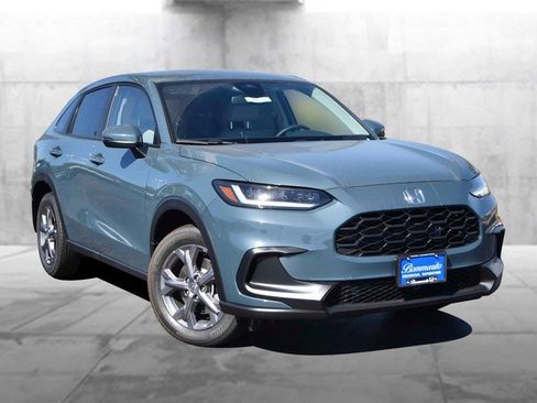 New 2026 Honda HR-V LX image 2