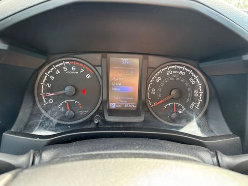 Used 2021 Toyota Tacoma SR w/ SR Convenience Package image 13