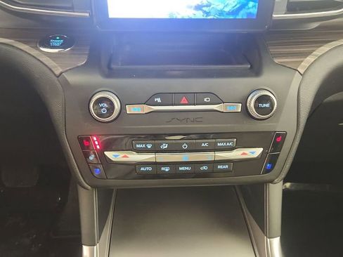 Used 2020 Ford Explorer Limited w/ Class III Trailer Tow Package image 19