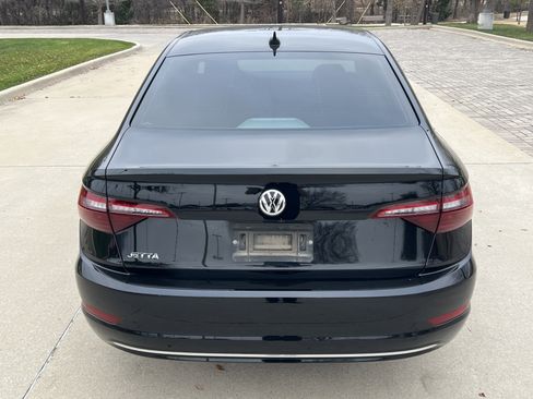 Certified 2020 Volkswagen Jetta SEL image 9