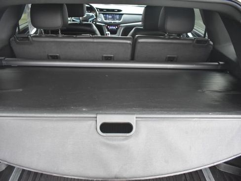 Used 2020 Cadillac XT5 Premium Luxury FWD image 40
