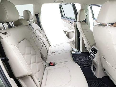 New 2026 Volkswagen Atlas SE AWD/4WD image 76