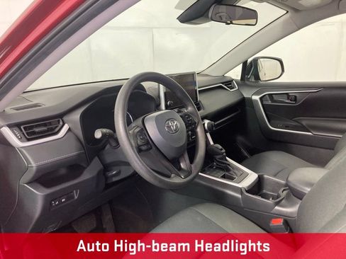 Used 2024 Toyota RAV4 LE AWD/4WD image 12