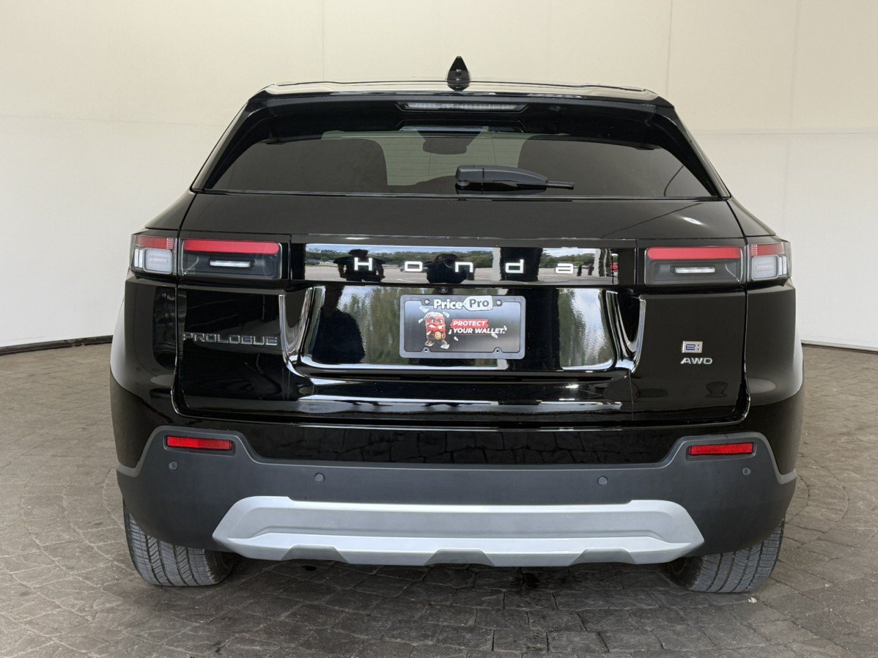 Used 2024 Honda Prologue EX image 6