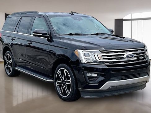 Used 2020 Ford Expedition XLT w/ Equipment Group 202A RWD image 11