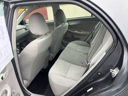 Used 2009 Toyota Corolla FWD image 7